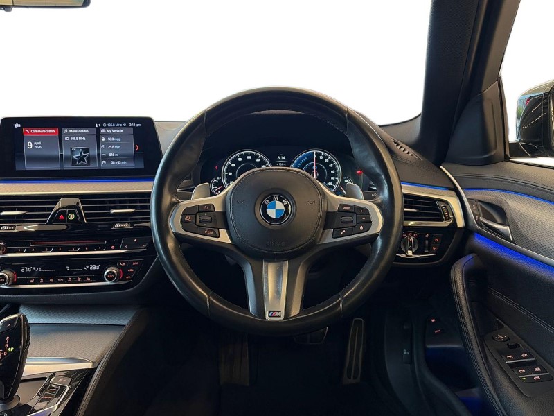 2017 (67) BMW 5 SERIES 530e M Sport 4dr Auto 5276804