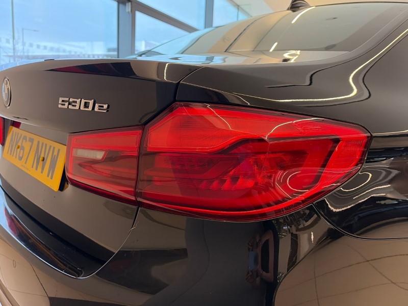 2017 (67) BMW 5 SERIES 530e M Sport 4dr Auto 5276833