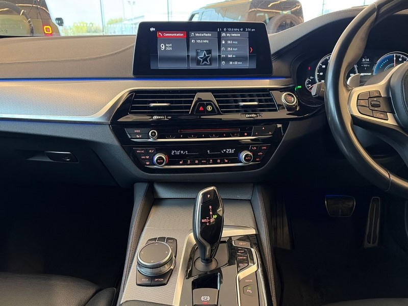 2017 (67) BMW 5 SERIES 530e M Sport 4dr Auto 5276803