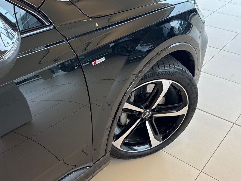 2022 (72) AUDI Q7 55 TFSI Quattro Black Edition 5dr Tiptronic 5205808