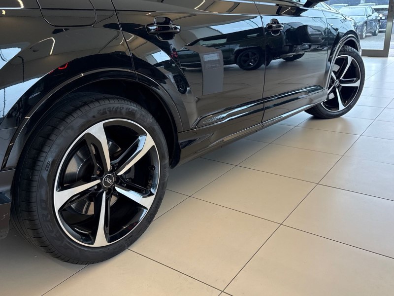 2022 (72) AUDI Q7 55 TFSI Quattro Black Edition 5dr Tiptronic 5205807