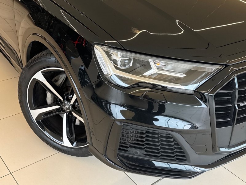 2022 (72) AUDI Q7 55 TFSI Quattro Black Edition 5dr Tiptronic 5205801