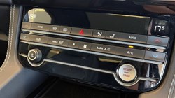 2019 (19) JAGUAR F-PACE 3.0d V6 S 5dr Auto AWD 5196054