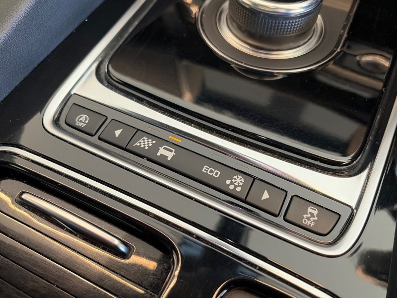 2019 (19) JAGUAR F-PACE 3.0d V6 S 5dr Auto AWD 5196055