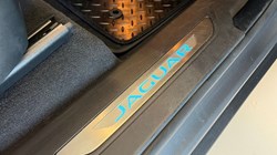 2019 (19) JAGUAR F-PACE 3.0d V6 S 5dr Auto AWD 5196061