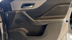 2019 (19) JAGUAR F-PACE 3.0d V6 S 5dr Auto AWD 5196042