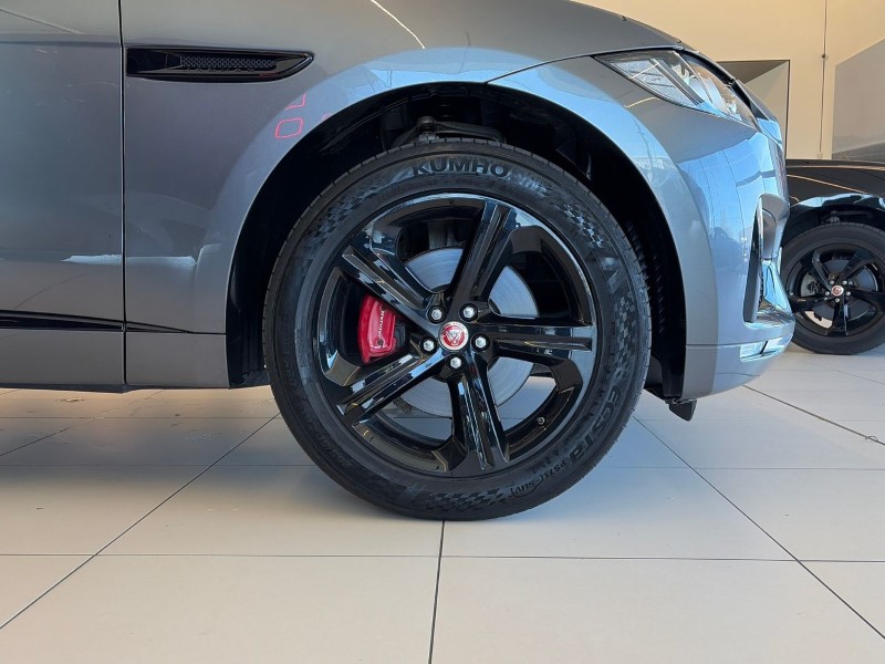 2019 (19) JAGUAR F-PACE 3.0d V6 S 5dr Auto AWD 5196028