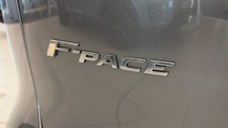 2019 (19) JAGUAR F-PACE 3.0d V6 S 5dr Auto AWD 5196069