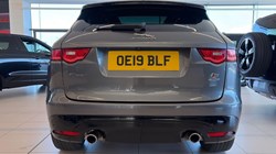 2019 (19) JAGUAR F-PACE 3.0d V6 S 5dr Auto AWD 5196078