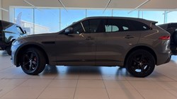 2019 (19) JAGUAR F-PACE 3.0d V6 S 5dr Auto AWD 5196077