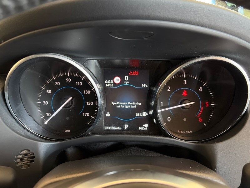 2019 (19) JAGUAR F-PACE 3.0d V6 S 5dr Auto AWD 5196036