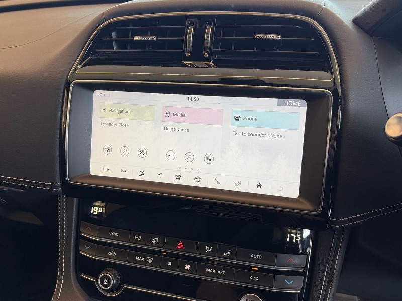 2019 (19) JAGUAR F-PACE 3.0d V6 S 5dr Auto AWD 5196050