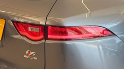 2019 (19) JAGUAR F-PACE 3.0d V6 S 5dr Auto AWD 5196070