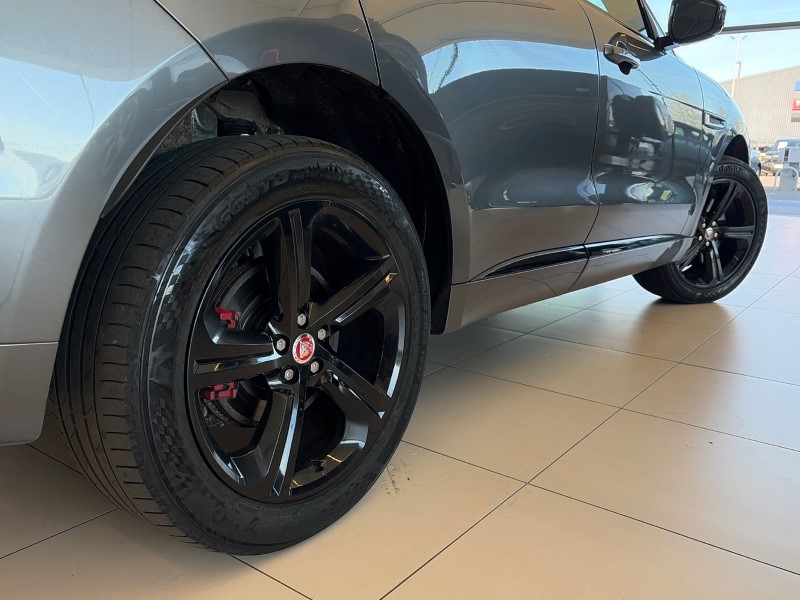 2019 (19) JAGUAR F-PACE 3.0d V6 S 5dr Auto AWD 5196071