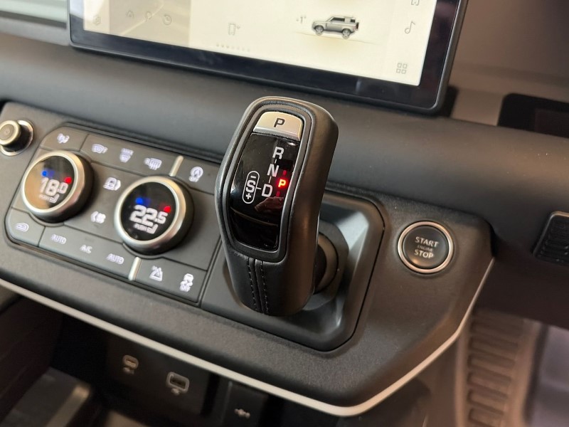 2023 (73) LAND ROVER COMMERCIAL DEFENDER 3.0 D250 Hard Top Auto 5229158