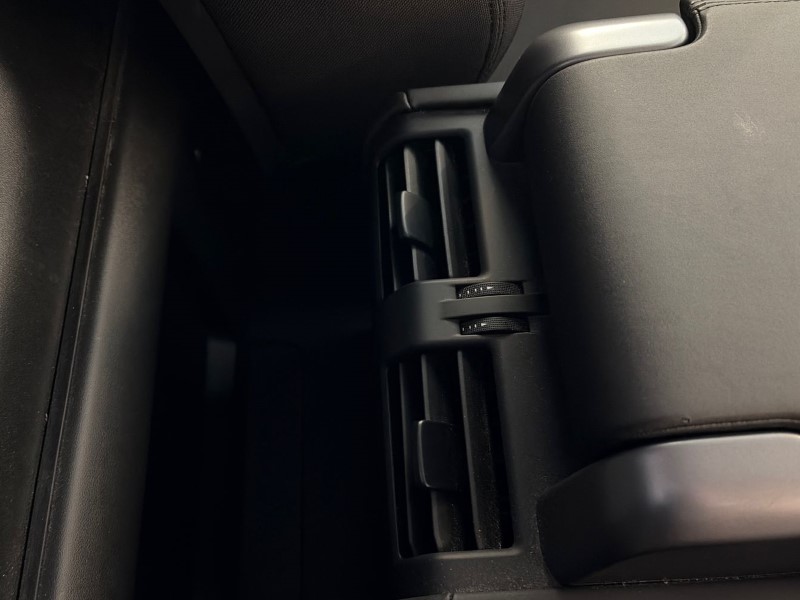 2023 (73) LAND ROVER COMMERCIAL DEFENDER 3.0 D250 Hard Top Auto 5229163