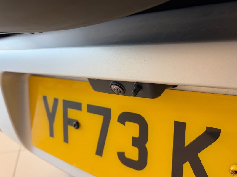 2023 (73) LAND ROVER COMMERCIAL DEFENDER 3.0 D250 Hard Top Auto 5229186