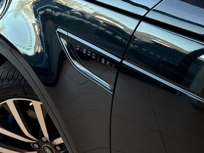 2022 (22) LAND ROVER DISCOVERY 3.0 D300 R-Dynamic SE 5dr Auto 5233263