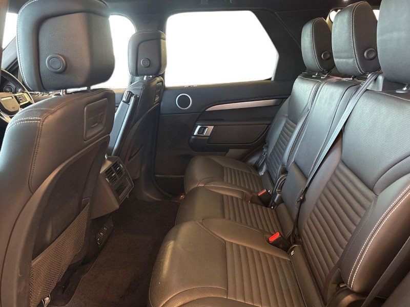 2022 (22) LAND ROVER DISCOVERY 3.0 D300 R-Dynamic SE 5dr Auto 5499702