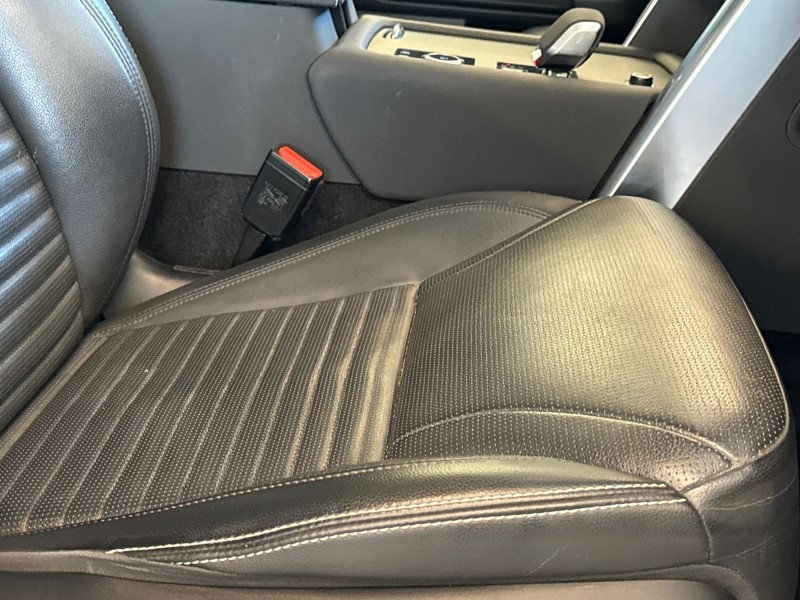 2022 (22) LAND ROVER DISCOVERY 3.0 D300 R-Dynamic SE 5dr Auto 5233268