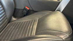 2022 (22) LAND ROVER DISCOVERY 3.0 D300 R-Dynamic SE 5dr Auto 5233268