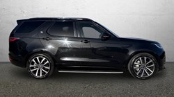 2022 (22) LAND ROVER DISCOVERY 3.0 D300 R-Dynamic SE 5dr Auto 5499703