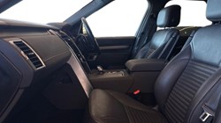 2022 (22) LAND ROVER DISCOVERY 3.0 D300 R-Dynamic SE 5dr Auto 5499701