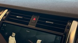 2022 (22) LAND ROVER DISCOVERY 3.0 D300 R-Dynamic SE 5dr Auto 5233278