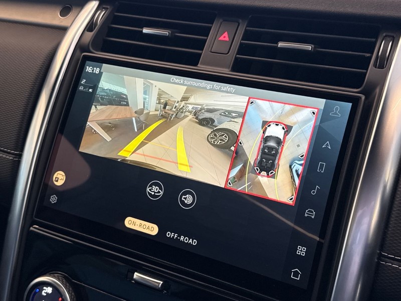 2022 (22) LAND ROVER DISCOVERY 3.0 D300 R-Dynamic SE 5dr Auto 5233255