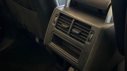 2022 (22) LAND ROVER DISCOVERY 3.0 D300 R-Dynamic SE 5dr Auto 5233261