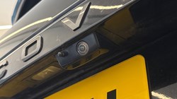 2022 (22) LAND ROVER DISCOVERY 3.0 D300 R-Dynamic SE 5dr Auto 5233284