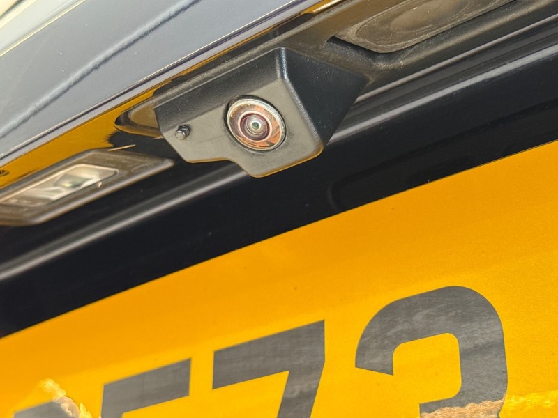 2023 (73) JAGUAR F-PACE 2.0 D200 R-Dynamic SE Black 5dr Auto AWD 5224174