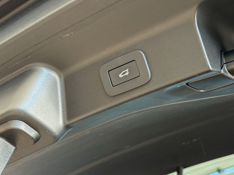 2023 (73) JAGUAR F-PACE 2.0 D200 R-Dynamic SE Black 5dr Auto AWD 5224173