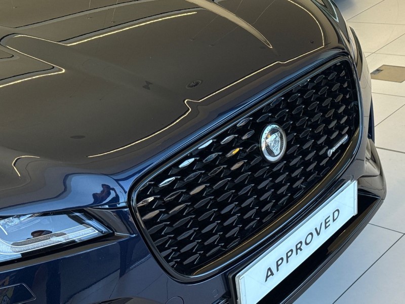 2023 (73) JAGUAR F-PACE 2.0 D200 R-Dynamic SE Black 5dr Auto AWD 5224176