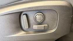 2023 (73) JAGUAR F-PACE 2.0 D200 R-Dynamic SE Black 5dr Auto AWD 5224156