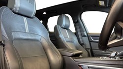 2024 (24) JAGUAR F-PACE 2.0 D200 R-Dynamic HSE Black 5dr Auto AWD 5231506