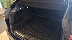 2024 (24) JAGUAR F-PACE 2.0 D200 R-Dynamic HSE Black 5dr Auto AWD 5231519