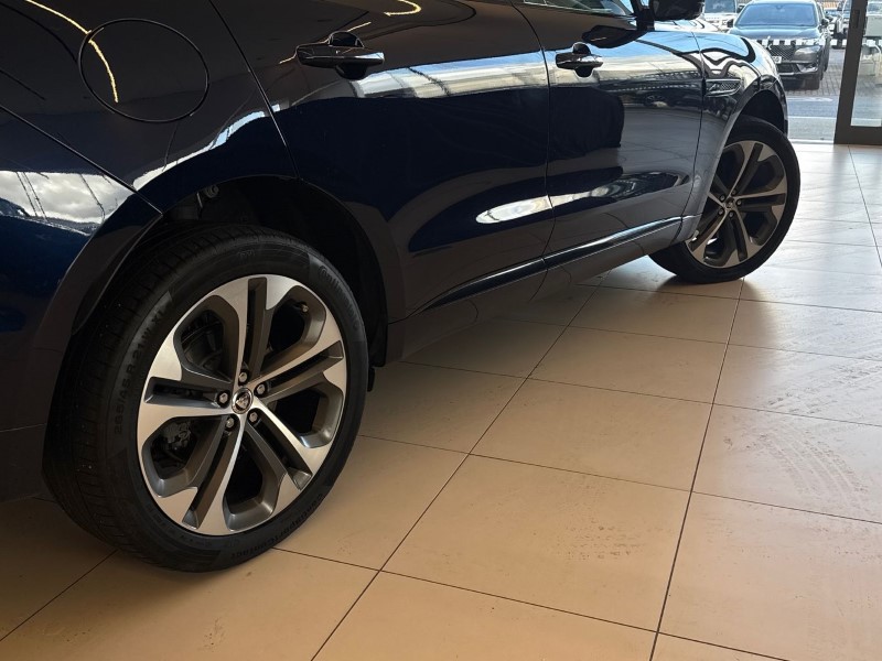 2024 (24) JAGUAR F-PACE 2.0 D200 R-Dynamic HSE Black 5dr Auto AWD 5231528