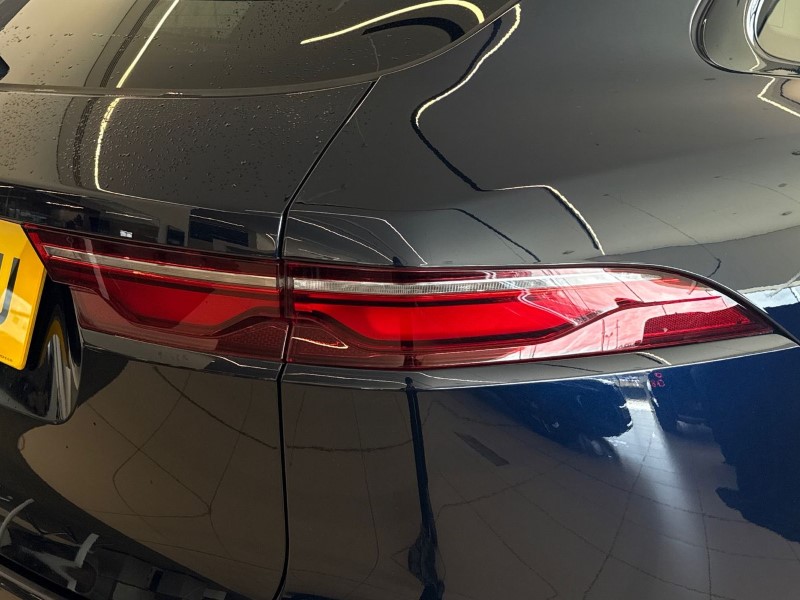 2024 (24) JAGUAR F-PACE 2.0 D200 R-Dynamic HSE Black 5dr Auto AWD 5231527