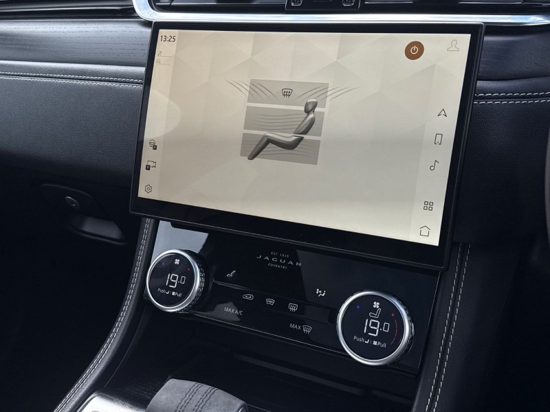 2024 (24) JAGUAR F-PACE 2.0 D200 R-Dynamic HSE Black 5dr Auto AWD 5231512