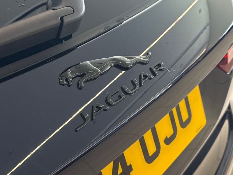 2024 (24) JAGUAR F-PACE 2.0 D200 R-Dynamic HSE Black 5dr Auto AWD 5231525