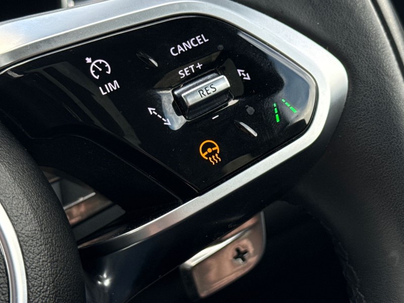 2024 (24) JAGUAR F-PACE 2.0 D200 R-Dynamic HSE Black 5dr Auto AWD 5231507