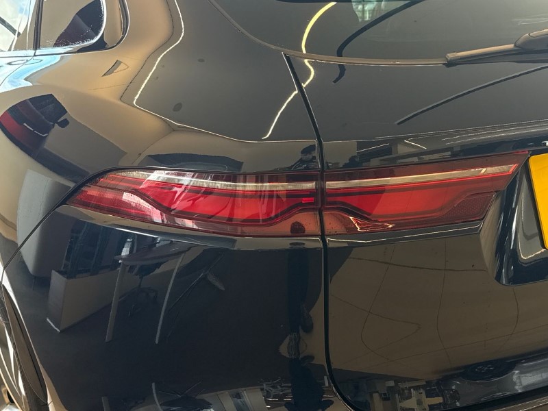 2024 (24) JAGUAR F-PACE 2.0 D200 R-Dynamic HSE Black 5dr Auto AWD 5231499