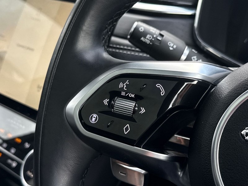 2024 (24) JAGUAR F-PACE 2.0 D200 R-Dynamic HSE Black 5dr Auto AWD 5231508