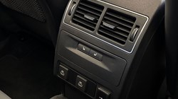 2024 (24) JAGUAR F-PACE 2.0 D200 R-Dynamic HSE Black 5dr Auto AWD 5231498