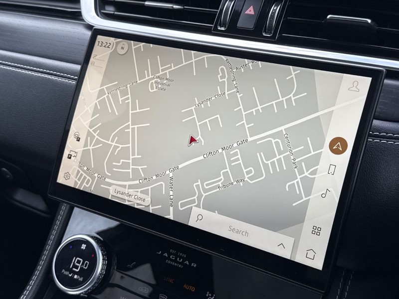 2024 (24) JAGUAR F-PACE 2.0 D200 R-Dynamic HSE Black 5dr Auto AWD 5231491