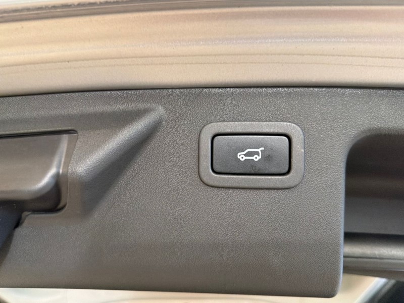 2018 (68) LAND ROVER DISCOVERY SPORT 2.0 TD4 180 HSE Luxury 5dr Auto [5 Seat] 5202525