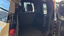 2022 (71) LAND ROVER DEFENDER 3.0 D250 X-Dynamic HSE 110 5dr Auto 5277194