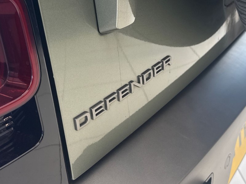 2022 (71) LAND ROVER DEFENDER 3.0 D250 X-Dynamic HSE 110 5dr Auto 5277200