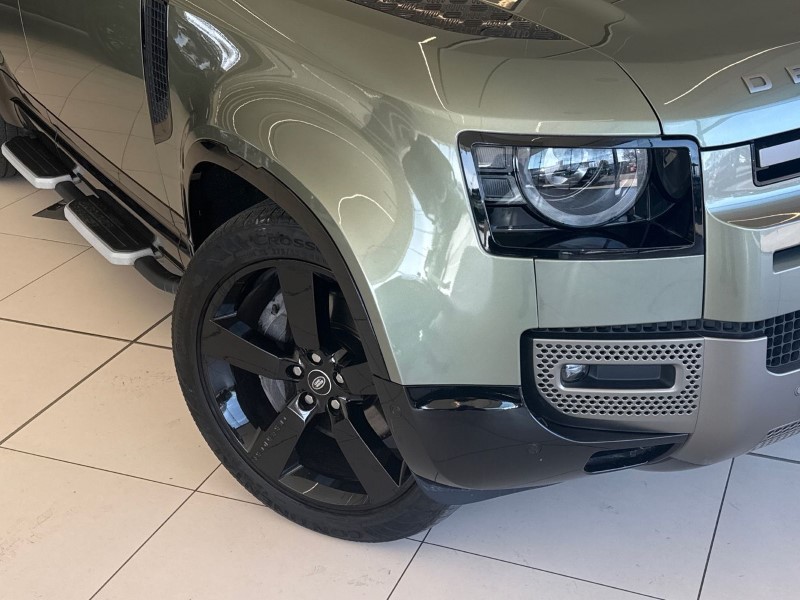 2022 (71) LAND ROVER DEFENDER 3.0 D250 X-Dynamic HSE 110 5dr Auto 5277196